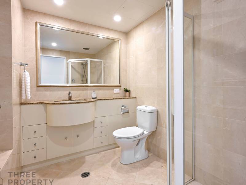 504/5 Cary Street, Drummoyne, NSW 2047 AUS