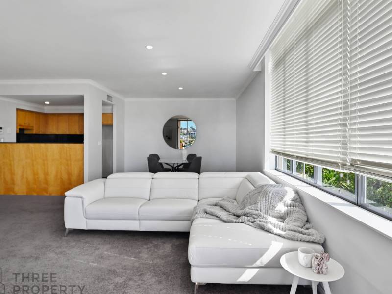 504/5 Cary Street, Drummoyne, NSW 2047 AUS