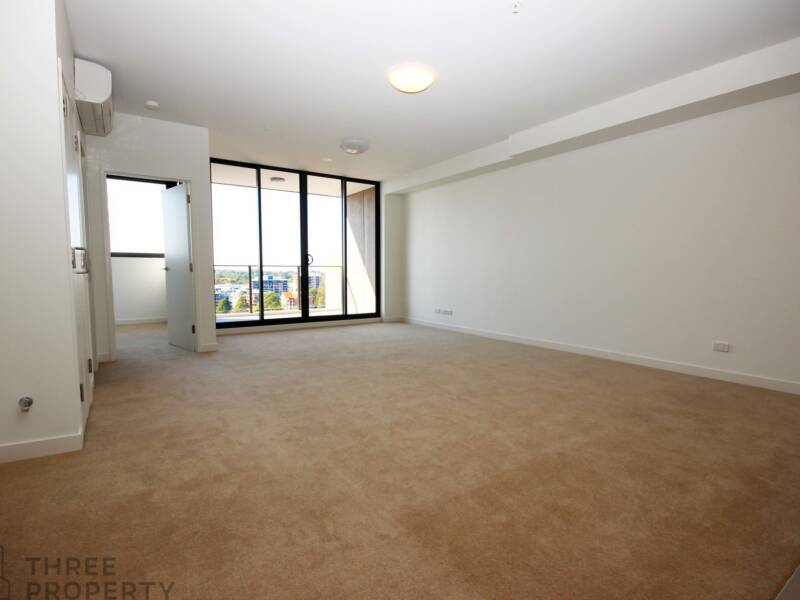 806/135 Pacific Highway, Hornsby, NSW 2077 AUS
